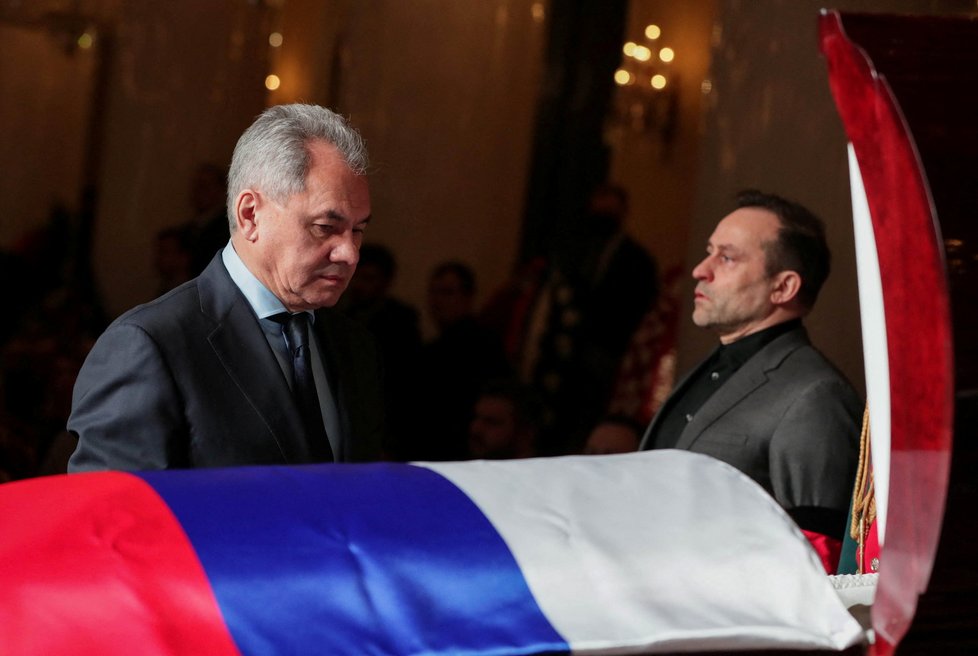 V Rusku pohřbili Žirinovského; obřadu se podle agentur zúčastnil i Putin