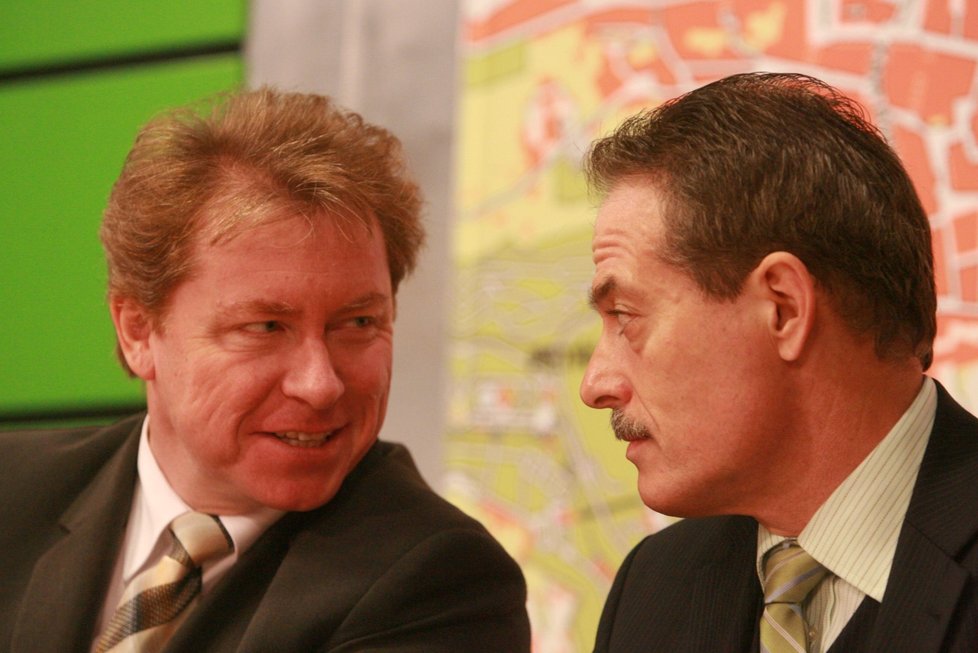 Vladislav Husák s moderátorem Martinem Severou v roce 2007