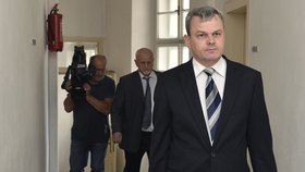 Exmanažerovi ANO Vladislavu Kovalovi potvrdil soud za korupci tříletou podmínku.