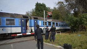 V Dejvicích srazil vlak ženu, ta zraněním podlehla.