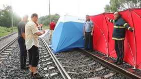 Z vlaku na Olomoucku vypadla tříletá holčička: Zraněním na místě podlehla