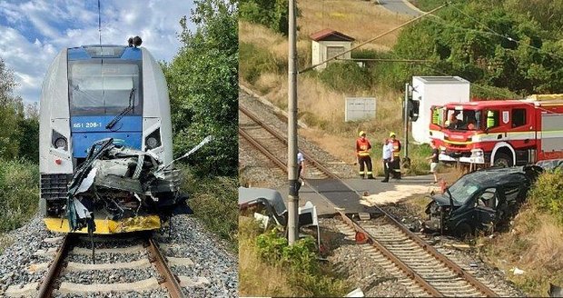 Vážná nehoda na Plzeňsku: Vlak smetl na přejezdu dodávku převážející krávu