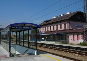 Nádraží Praha-Uhříněves