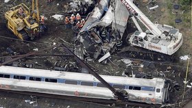 Vlakové neštěstí v USA: Ve Philadelphii boural vlak společnosti Amtrak