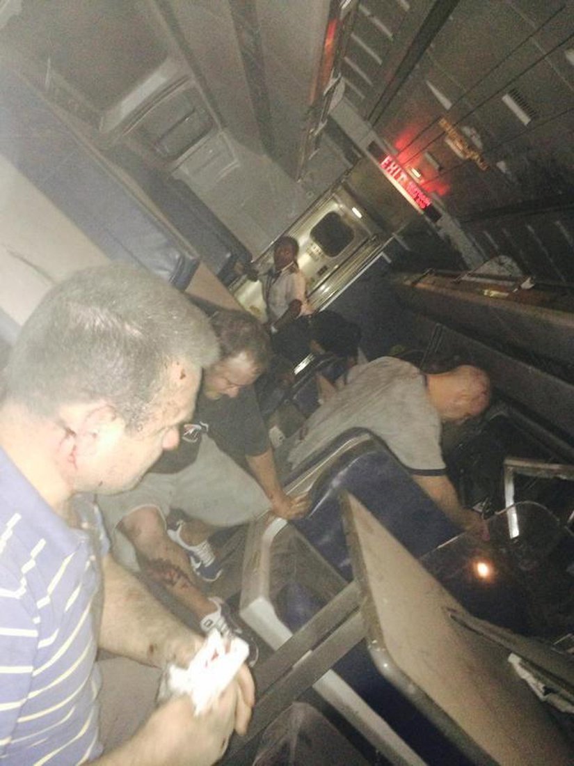 Vlakové neštěstí v USA: Ve Philadelphii boural vlak společnosti Amtrak