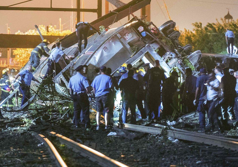 Nehoda vlaku v USA u Philadelphie