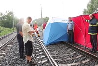 Vlak u Hořovic srazil dívku: Mladá žena nehodu nepřežila