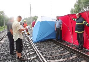 Vlak u Hořovic srazil dívku: Nehodu nepřežila. (Ilustrační foto)