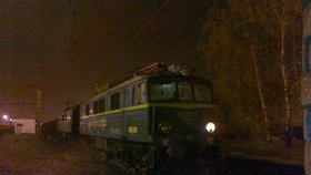 V noci 21. 11. 2014 v Ostravě vykolejily dva vozy nákladního vlaku.