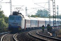 Ženu ve Frýdku-Místku zabil vlak: Policie zatím neví, kdo to je