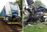 Pohroma na přejezdu: Vlak smetl autobus, desítky lidí unikly smrti!