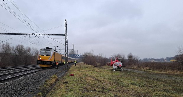 U Přerova srazil vlak člověka.