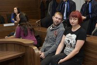 Anarchisty obviněné z plánování teroristického útoku na vlak soud osvobodil: Pochybuje o postupu policie