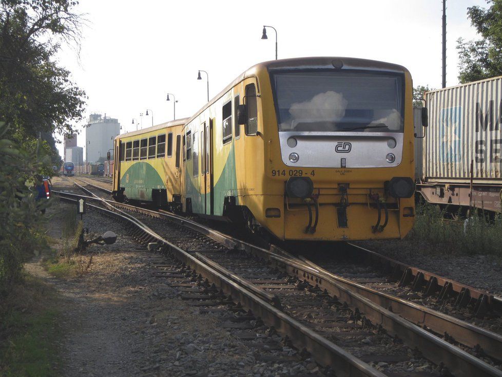 Osobní vlak v sobotu odpoledne vykolejil v Lípě nad Dřevnicí u Zlína (31. 8. 2019)