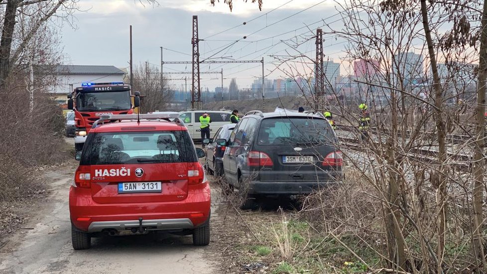 Ve Strašnicích srazil vlak člověka.