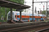 Mezi Hnojníkem a Českým Těšínem se propadla trať: Vlaky tu budou jezdit jen „desítkou“
