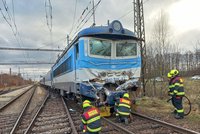 Ničivá srážka vlaků na Českobudějovicku: Viníkem není strojvedoucí?