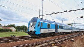 Vlak srazil ženu v Šakvicích na Břeclavsku. (Ilustrační foto)