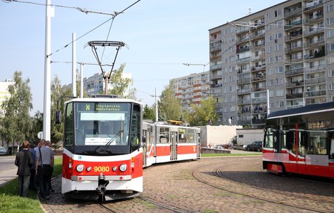 Česko by mohly začít brázdit vlakové tramvaje. Národní dopravce je začne testovat