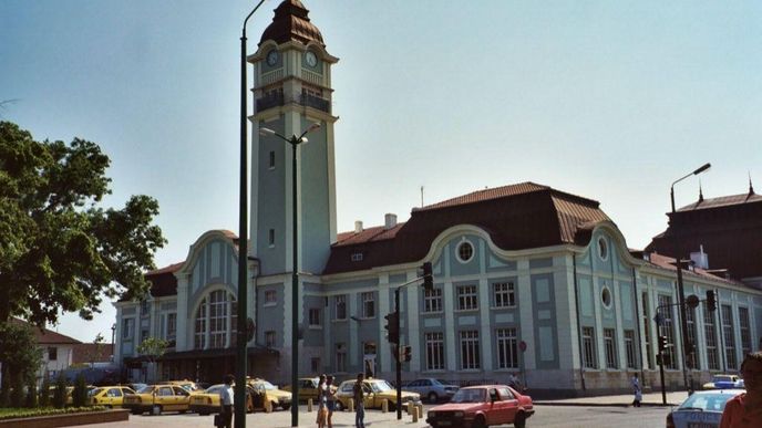Vlakové nádraží v bulharském Burgasu (ilustrační foto)