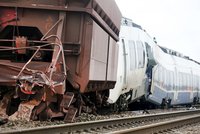 V Katalánsku se srazily dva vlaky. Jeden člověk zemřel
