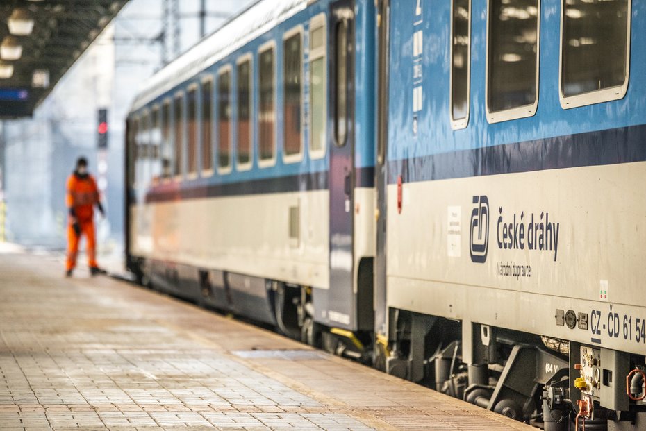Železniční doprava v České republice