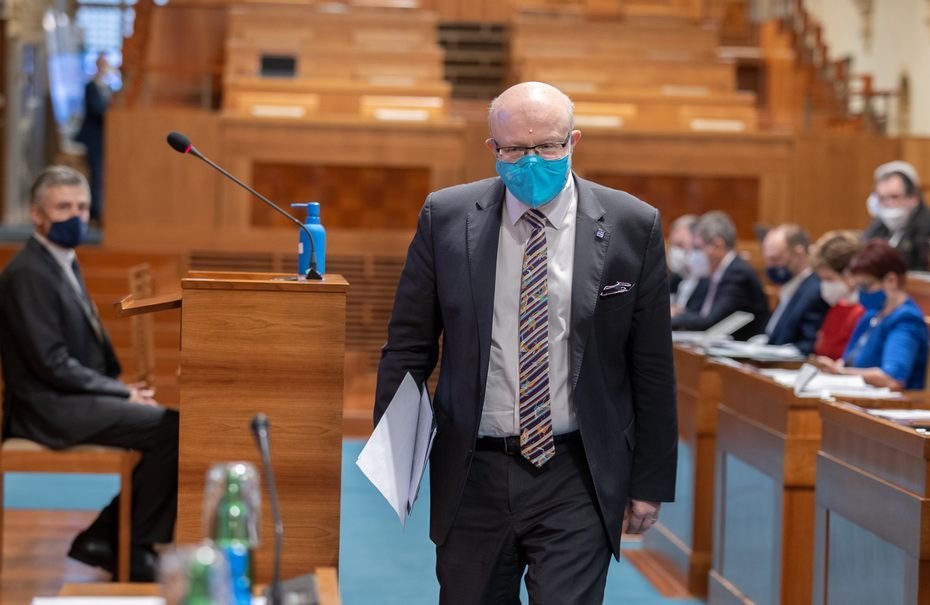 Minsitr zdravotnictví Vlastimil Válek (TOP 09) Minsitr zdravotnictví Vlastimil Válek (TOP 09)