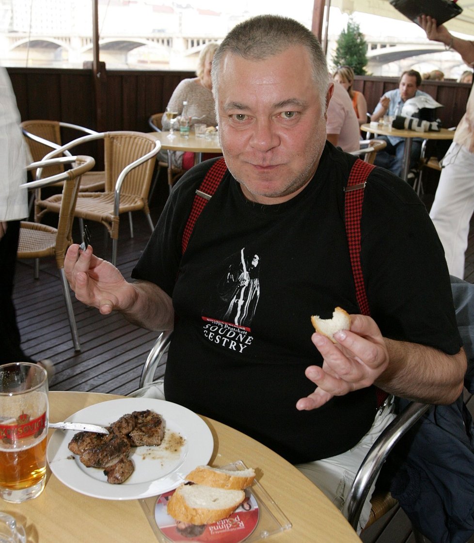 Vlastimil Zavřel