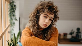 Ideální střih vlasů podle tvaru obličeje: Komu sluší mikádo a komu ofina? Ideální střih vlasů podle tvaru obličeje: Komu sluší mikádo a komu ofina?