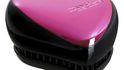Kompaktní rozčesávací kartáč Pink Chrome, Tangle Teezer, 450 Kč