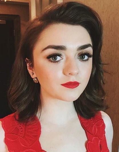 Maisie Williams před