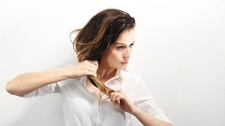 Vypadávání vlasů může signalizovat začátek nemoci