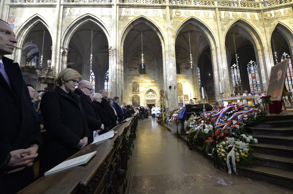 Pohřeb kardinála Miloslava Vlka