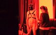 Výstava skutečných nahých mužů rozpaluje návštěvníky obou pohlaví. Doteky jsou u většiny povoleny!