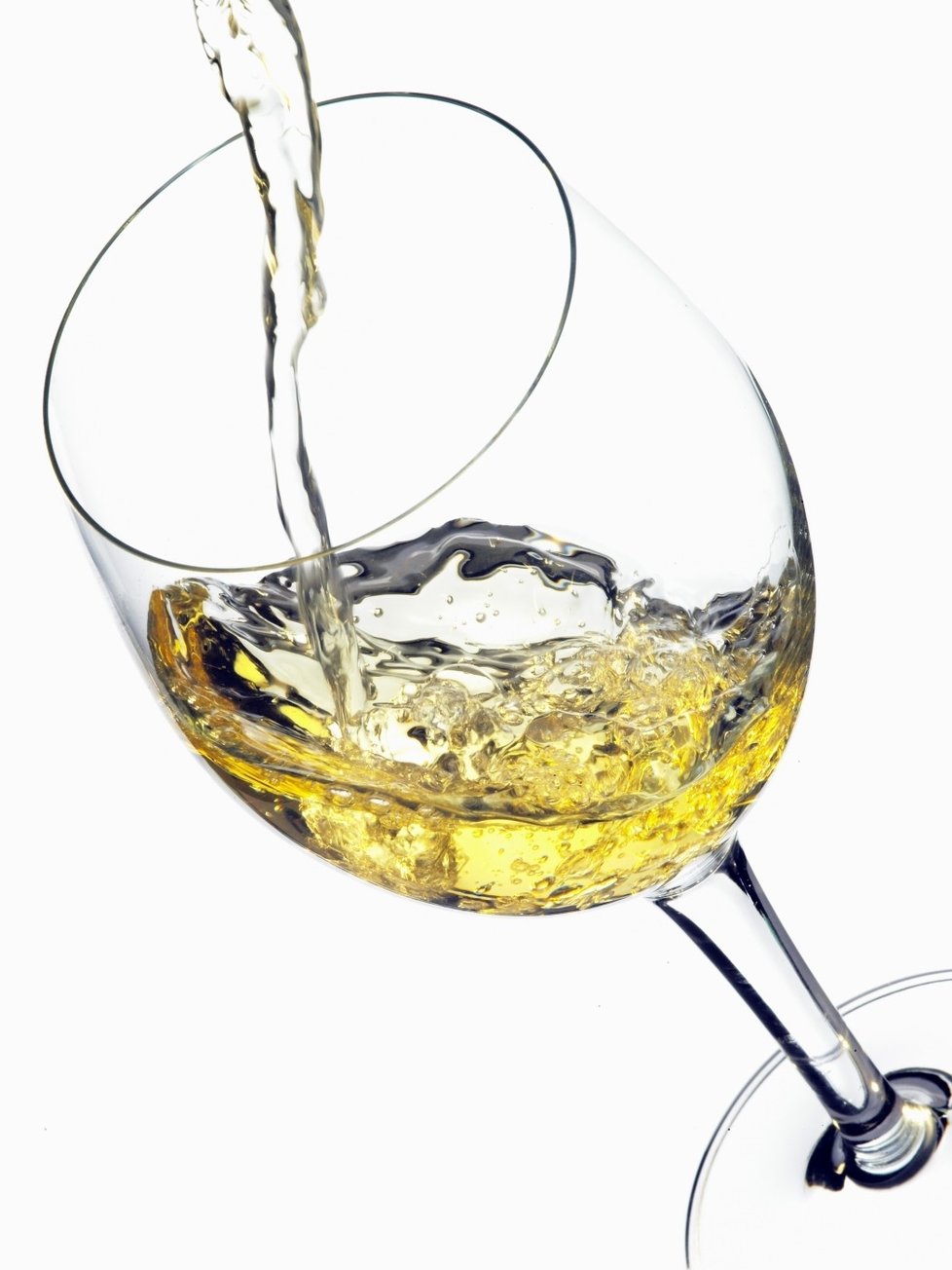 Některé typy alkoholu včetně červeného vína bohatého na antioxidanty jsou spojovány s úpravou hladiny cholesterolu.