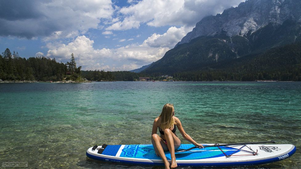 Na paddleboardu se můžete jen opalovat.