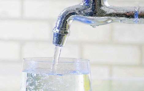 Vyúčtování za spotřebu vody řadu rodin v příštím roce zabolí.