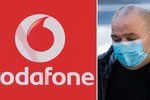 Mobilnímu operátorovi Vodafone pod náporem hovorů kolabují sítě.