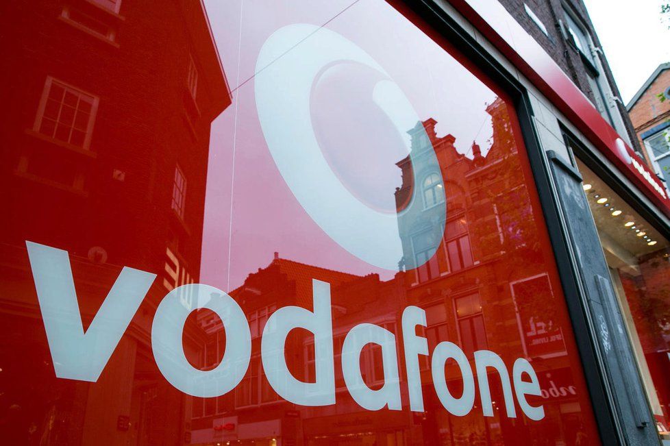 Všichni čeští zákazníci UPC automaticky spadnou pod Vodafone.