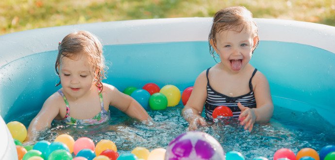 5 nejlepších vodních hraček, které zabaví děti na celé léto