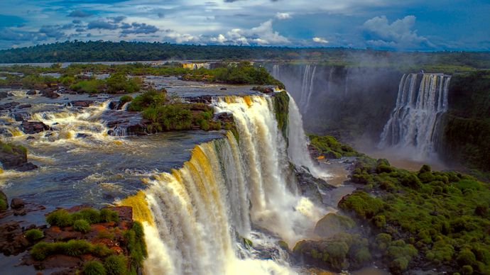 Iguazú, Brazílie a Argentina