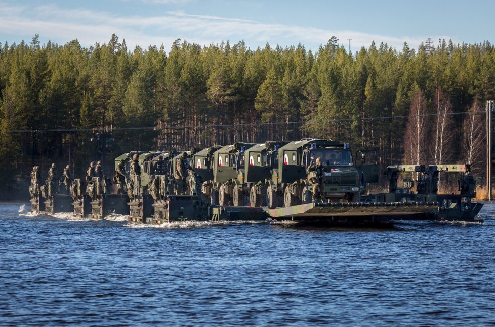 V Norsku probíhá vojenské cvičení členských zemí NATO. (25. 10. – 7. 11. 2018).