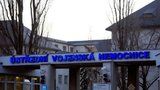 Pražské nemocnice vítají 24hodinové služby personálu. Někde vypomohou externisté