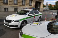 Vojenská policie zasahuje na řadě míst Česka: Potíže má i exprimátor Pardubic z ANO?