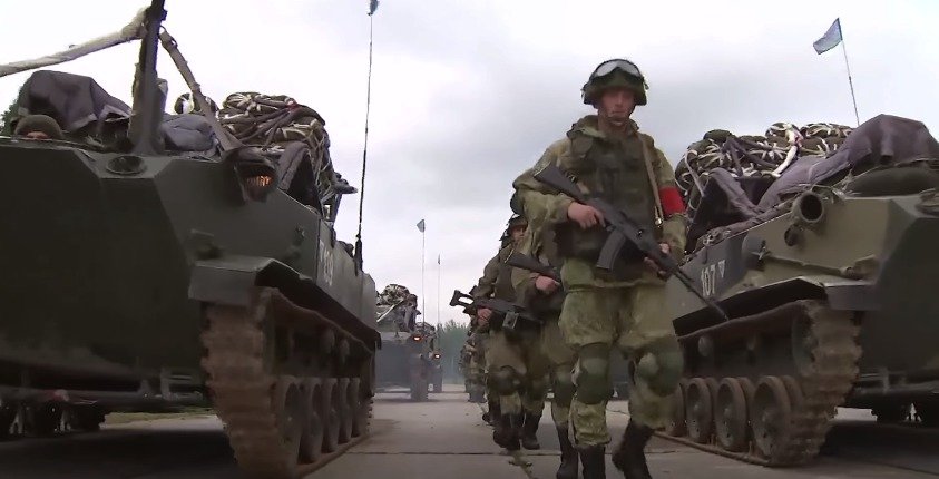 Rusko a Bělorusko cvičí jak bojovat se Západem