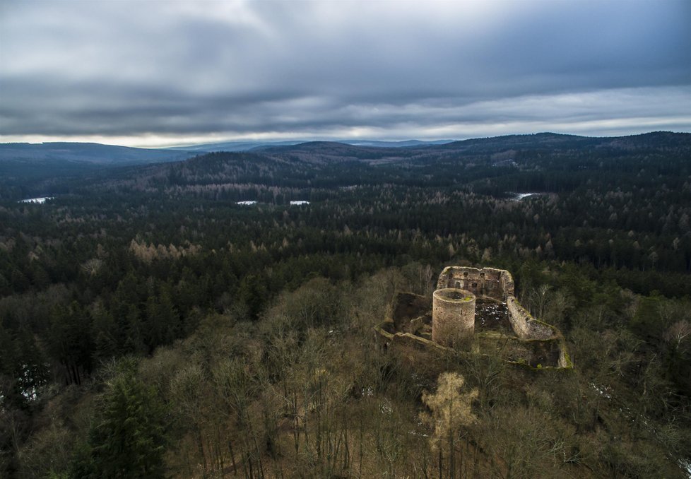 Zřícenina hradu Valdek