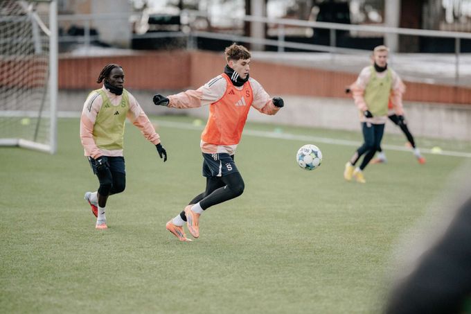 ONLINE: Sparta - Ústí. Začátek přípravy Pražanů, Vojta na střídačce, hraje Kuchta ONLINE: Sparta - Ústí. Začátek přípravy Pražanů, Vojta na střídačce, hraje Kuchta