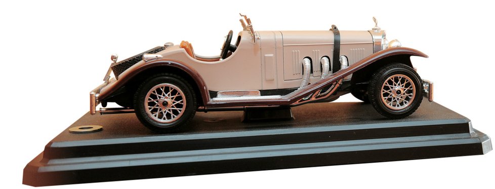 Mezi další Vojtovy sběratelské vášně patří modely aut.