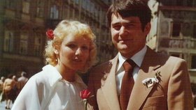 Vojtěch Filip (KSČM) je ženatý se zubařkou Ludmilou Filipovou, brali se v roce 1979