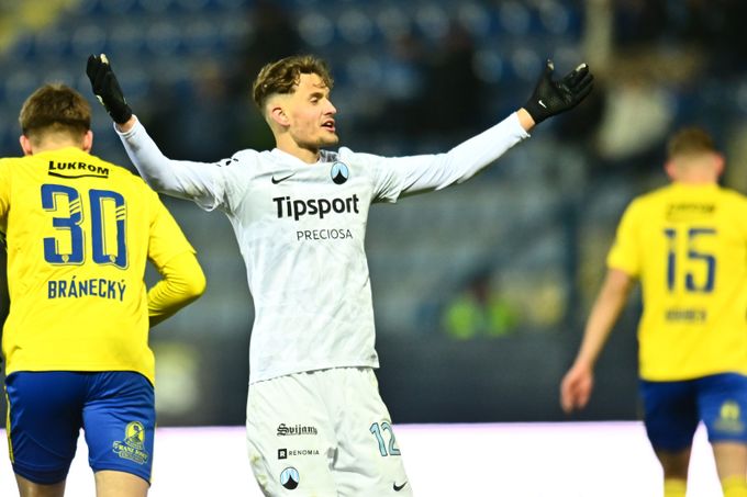 Slavia na poslední chvíli řešila personální krizi v záloze, sondovala situaci v Liberci Slavia na poslední chvíli řešila personální krizi v záloze, sondovala situaci v Liberci